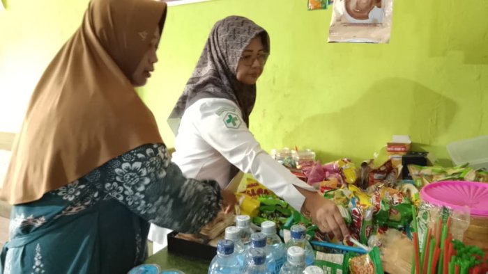 Wujudkan Sekolah Sehat, Tim Puskesmas Tungkal I Lakukan Inspeksi Kesehatan Lingkungan di MTsN 1 Tanjab Barat