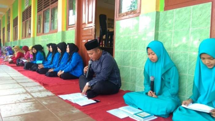 Pengajian Rutin Bersama MTsN 1 Tanjab Barat