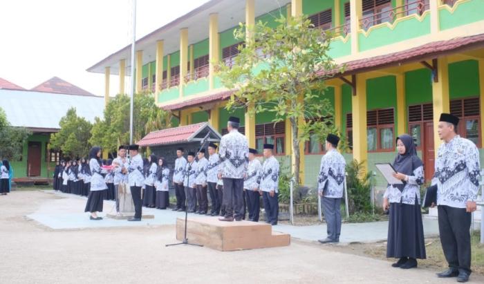 Upacara Peringatan Hari Guru Nasional 2022