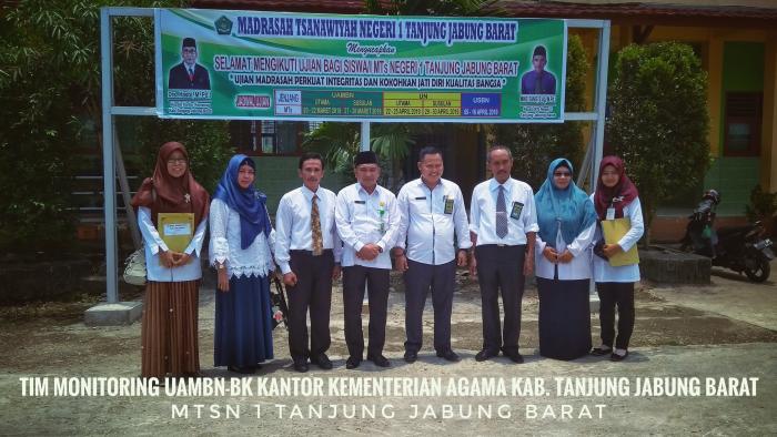 Kakan Kemenag Pantau Pelaksanaan UAMBNBK di MTsN 1 Tanjung Jabung Barat