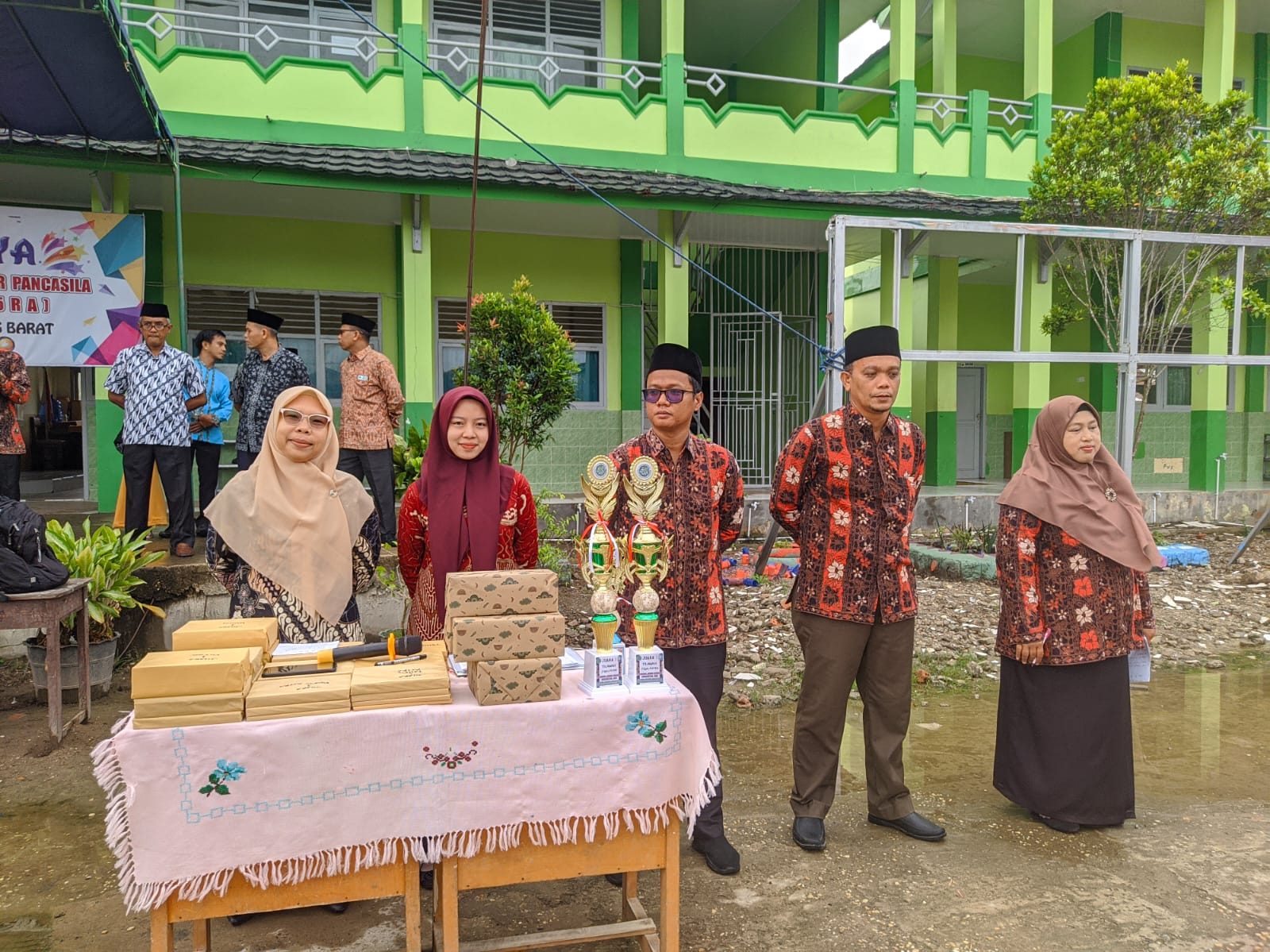 Pengumuman Libur Semester Ganjil dan Pemenang Lomba Class Meeting Tahun Pelajaran 2024/2025