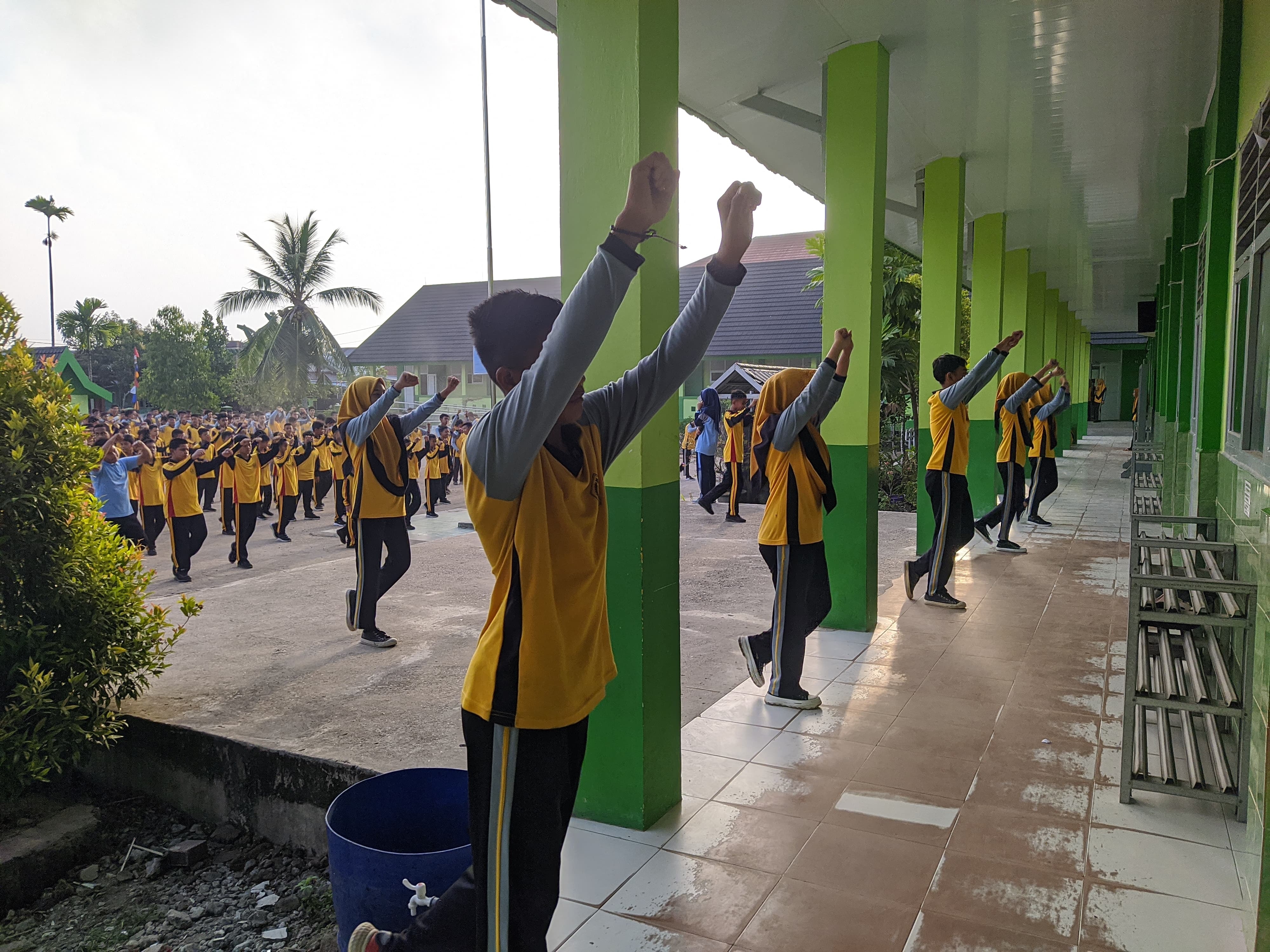 Jaga Kesehatan Tubuh, Madrasah Laksanakan Pembiasaan Senam Bersama Setiap Kamis Pagi