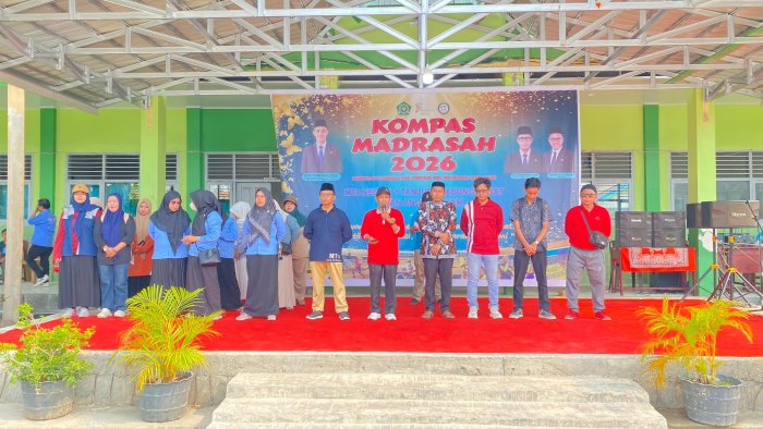 Semarak Kompas Madrasah 2026: MTsN 1 Tanjab Barat dan KKM Bersatu Wujudkan Generasi Sehat, Sportif, dan Berkarakter Semarak Kompas Madrasah 2026: MTsN 1 Tanjab Barat dan KKM Bersatu Wujudkan Generasi Sehat, Sportif, dan Berkarakter