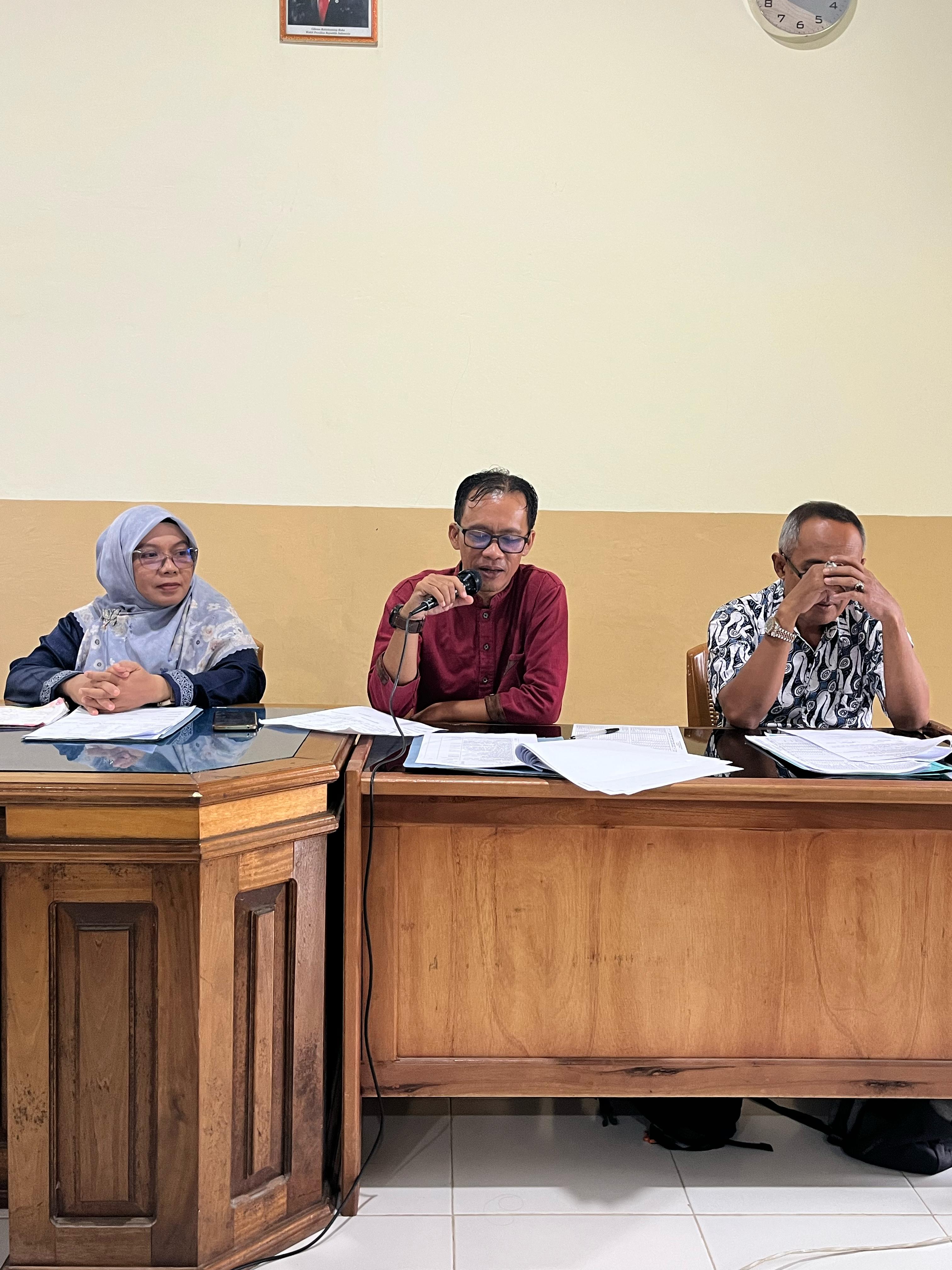 Koperasi Adz-Dzahirah MTsN 1 Tanjab Barat Raih SHU Bersih 30,4 Juta Pada RAT Tahunan 2025